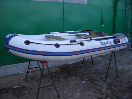 Продажа лодок и катеров б/у: Yamaran B300.